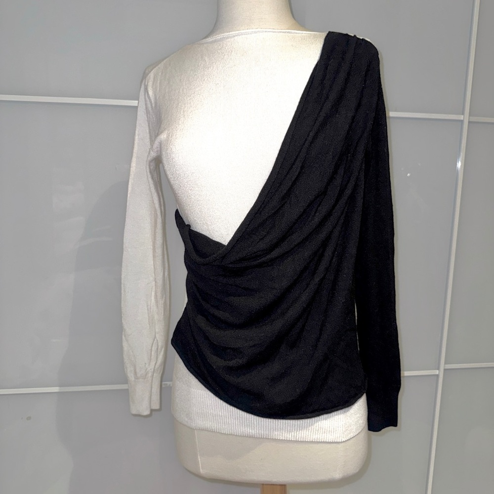 Pierre Balmain Black and White Draped sweater